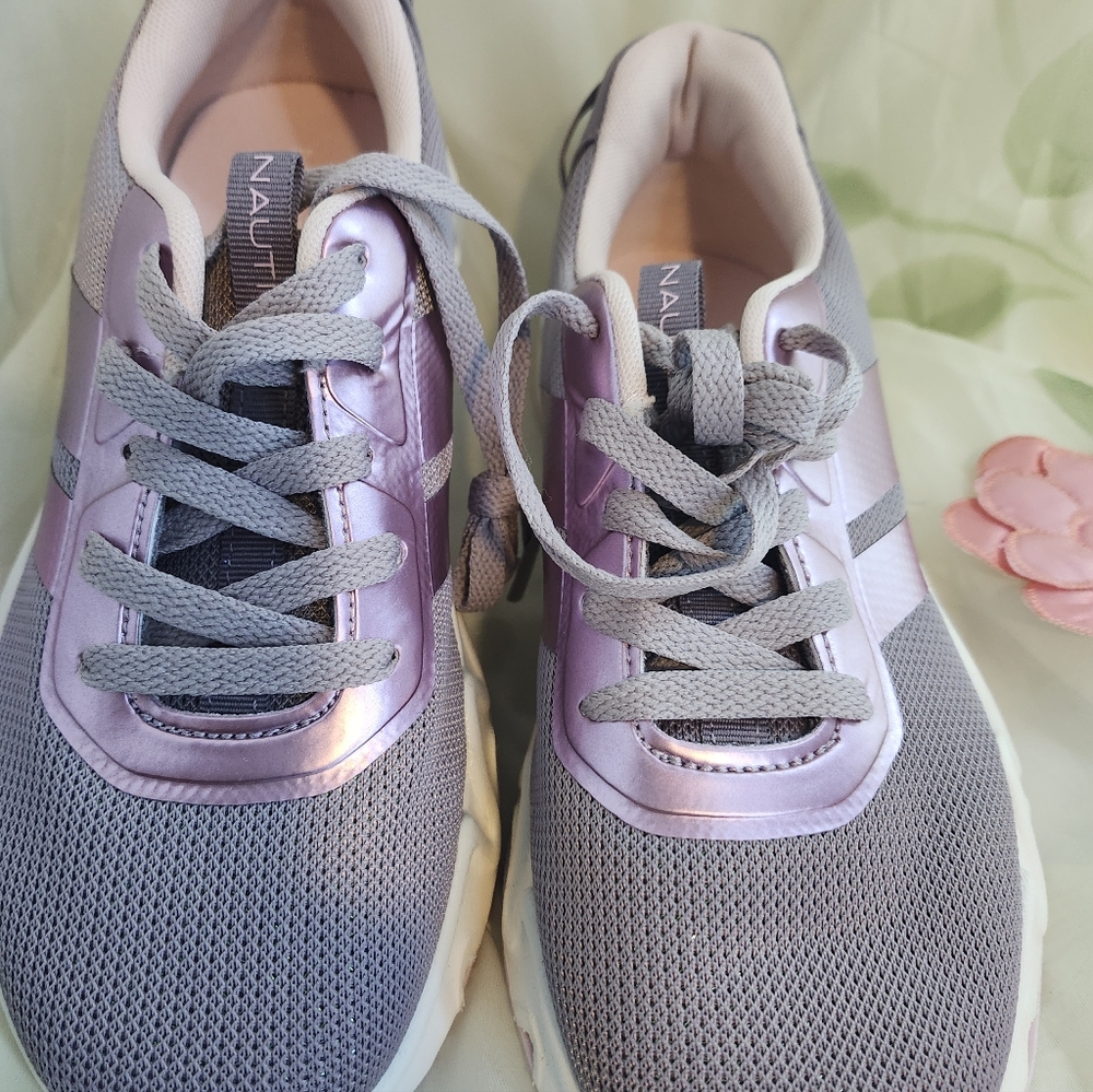 Nautica Women's Sneakers in Gray and Purple